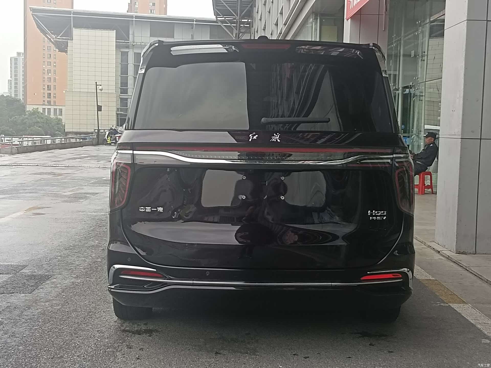 Hongqi HQ9, 2024 6