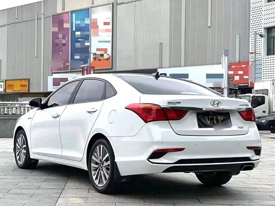 Hyundai Name picture