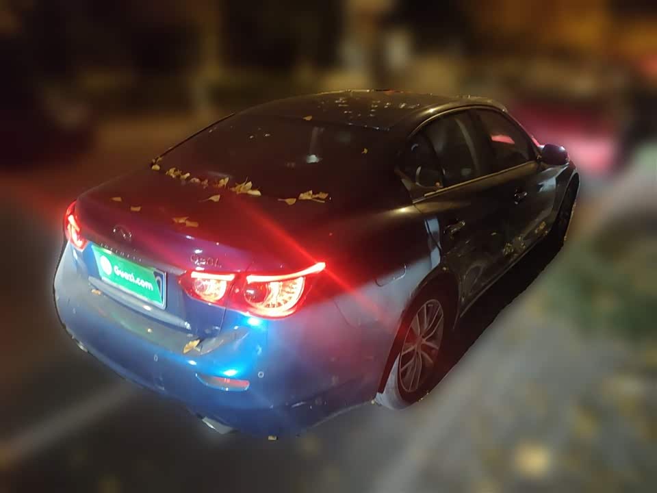 Infiniti Q50L