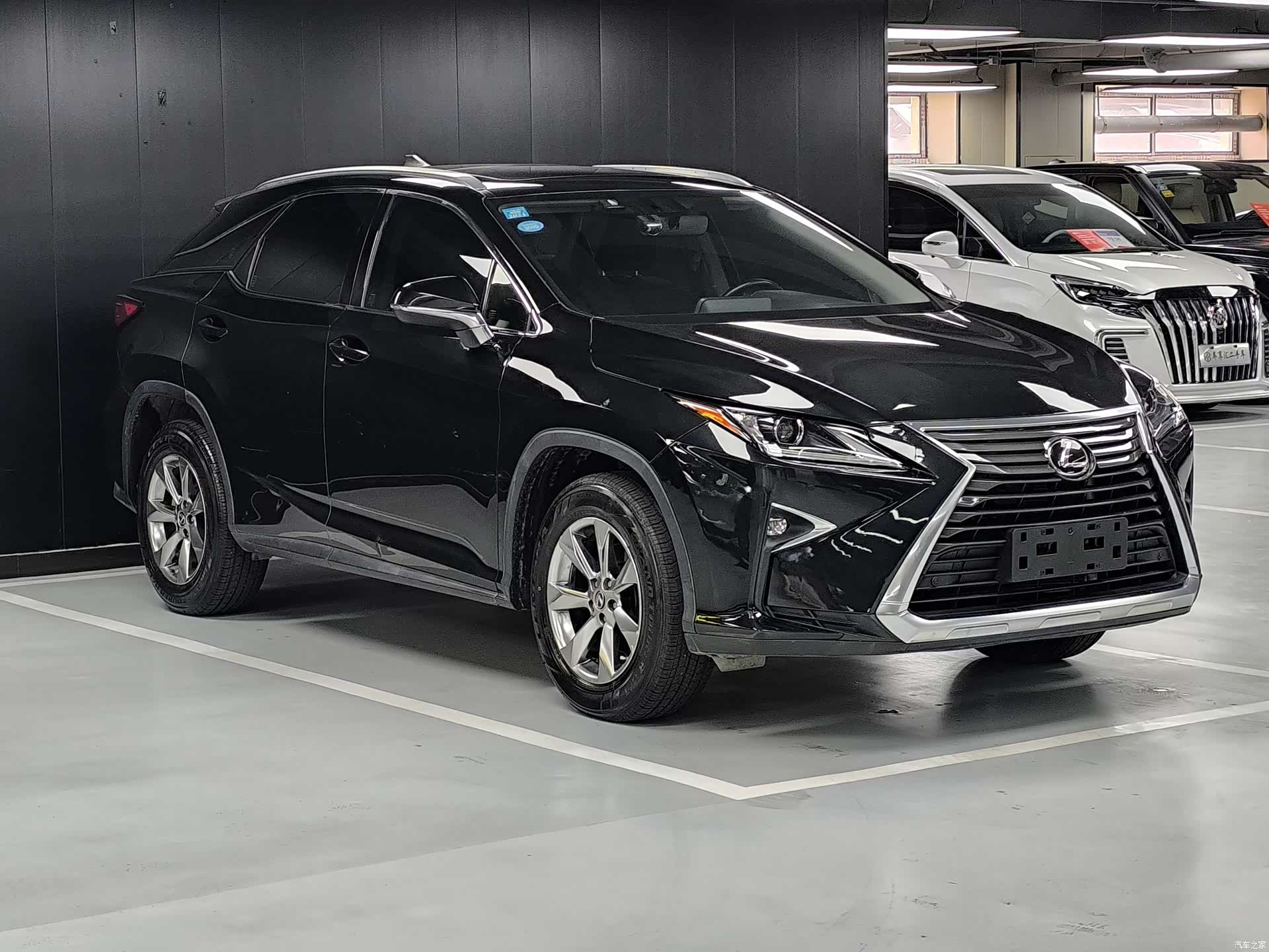 Lexus RX, 2019 3
