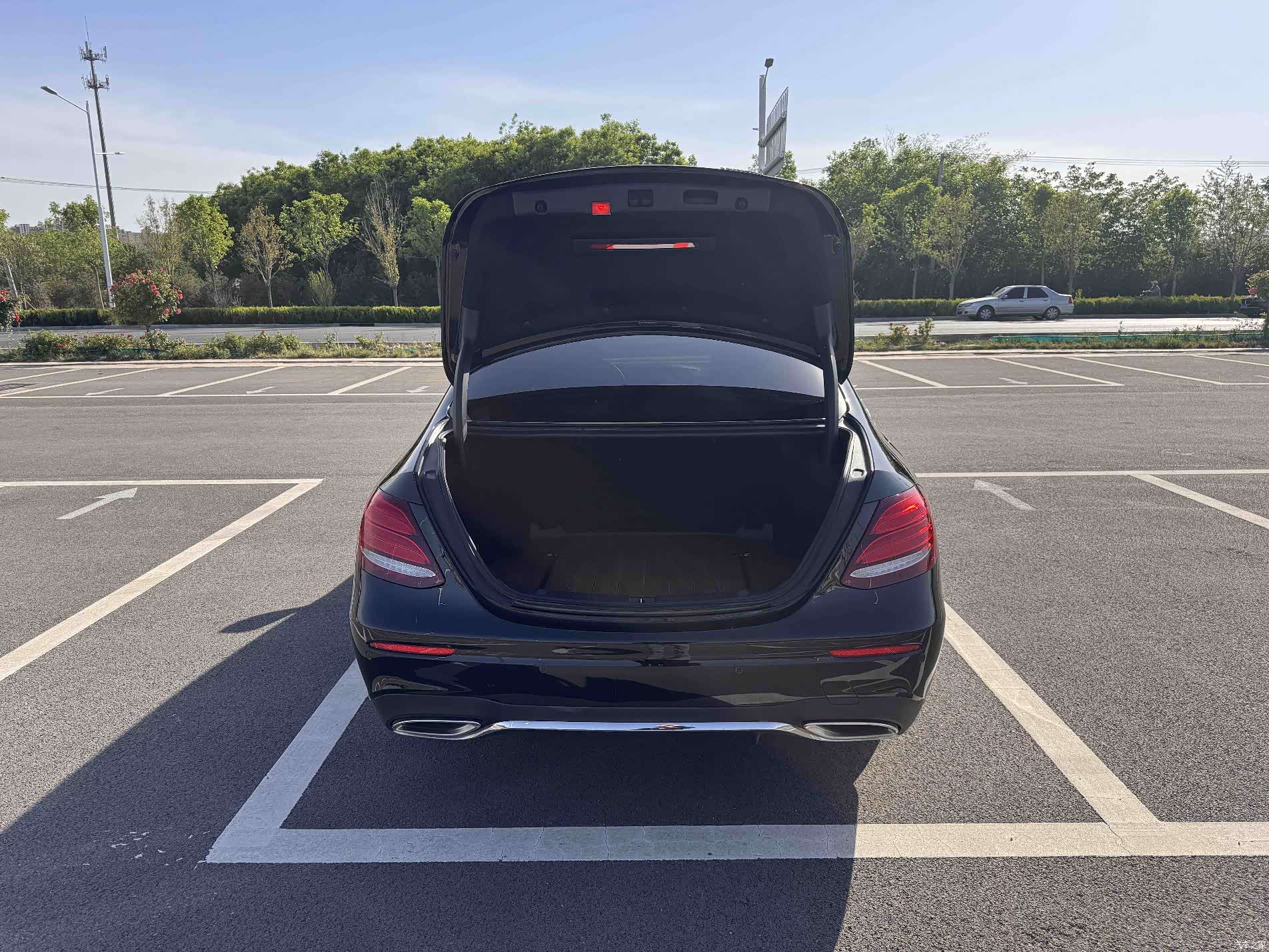Mercedes-Benz E-Class, 2019 7