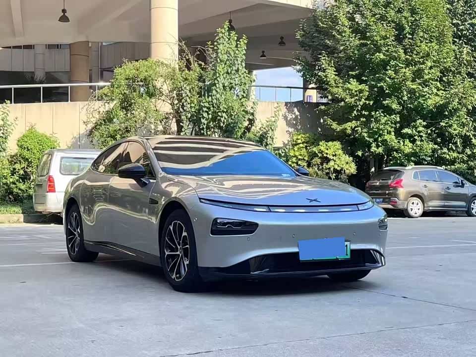 XPENG P7