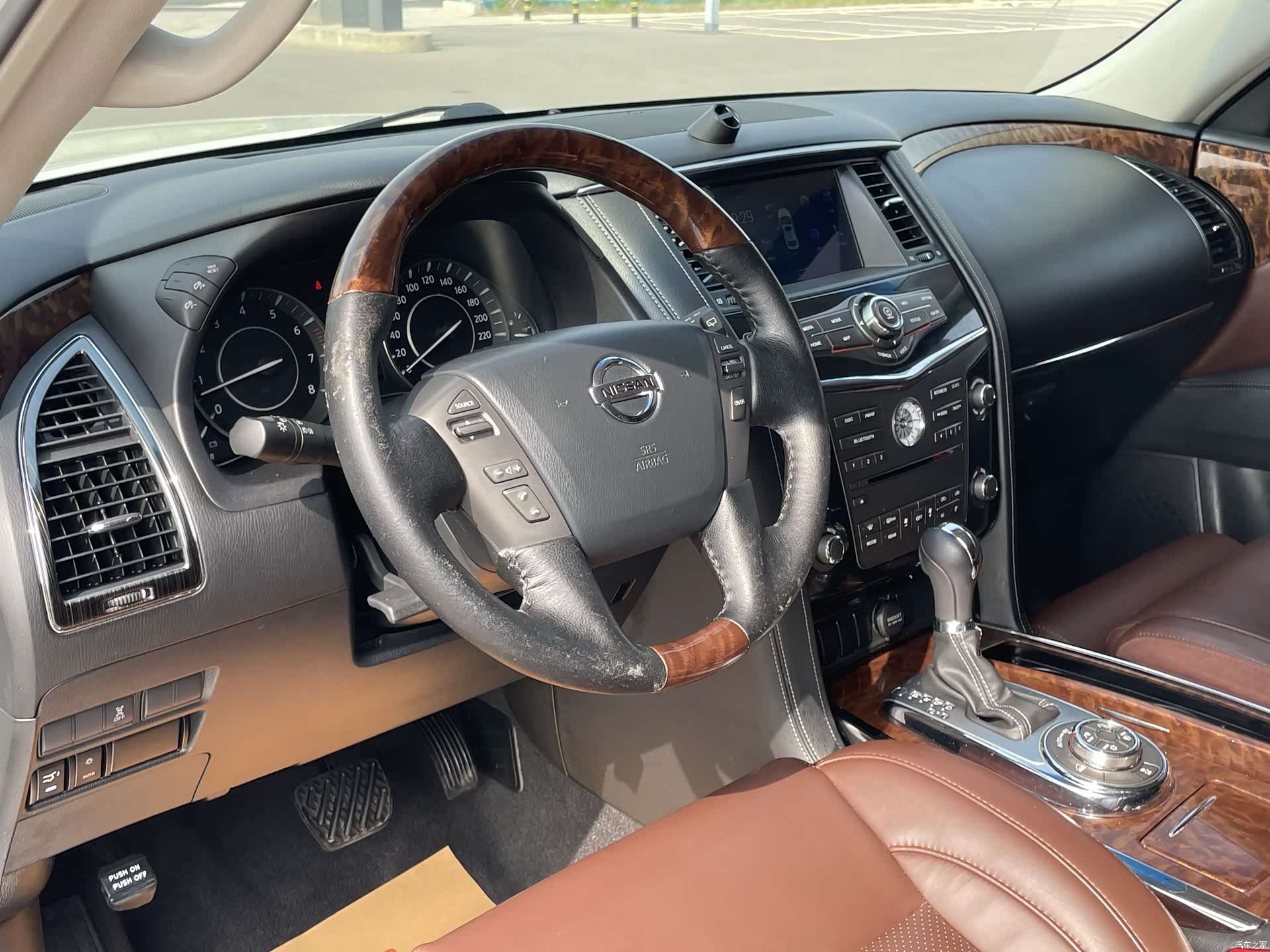 Nissan Patrol, 2017 10