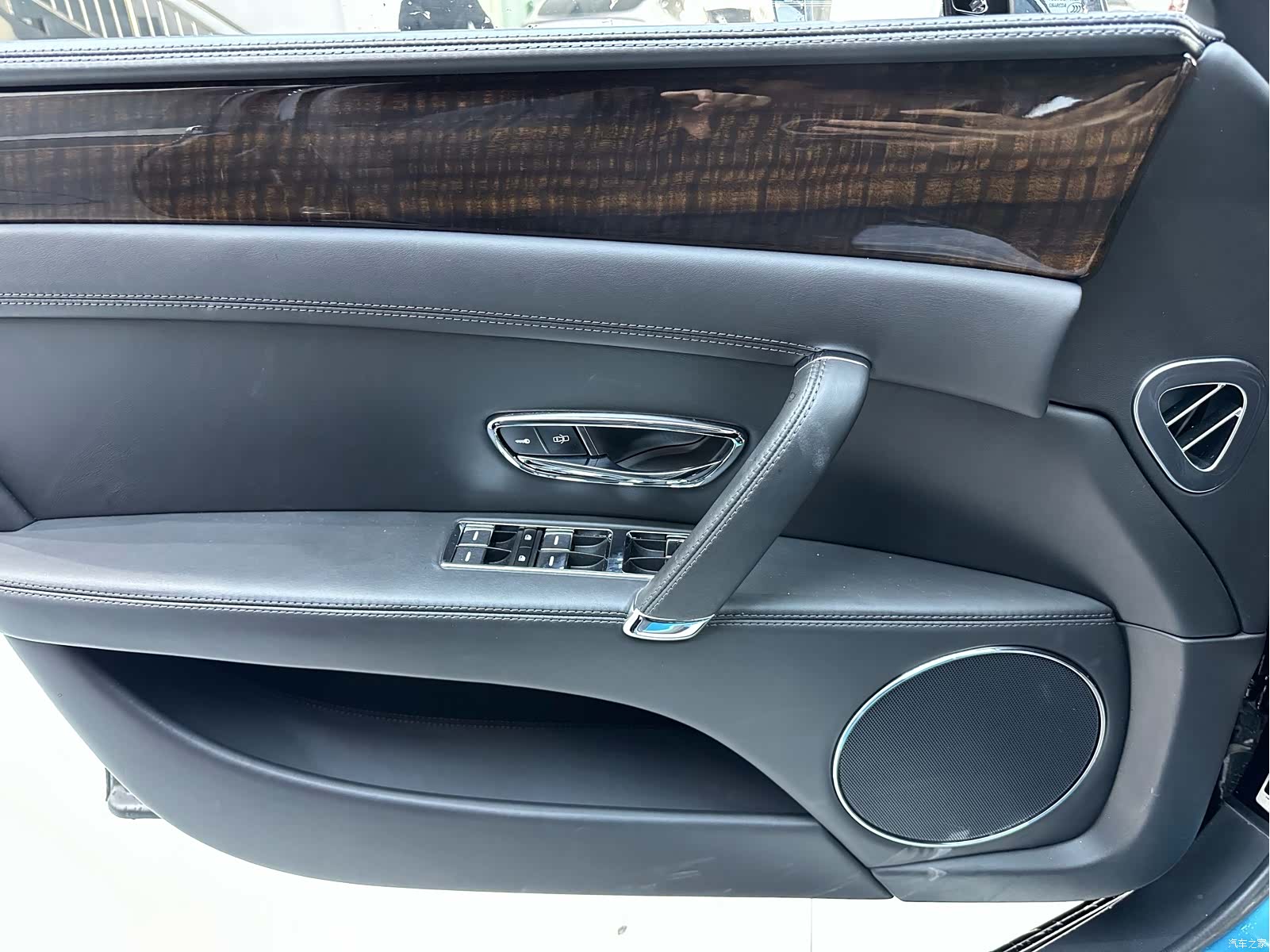 Bentley Flying Spur, 2018 16
