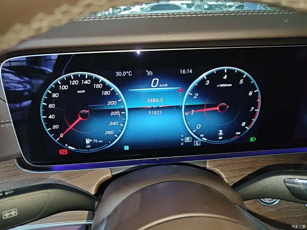 Mercedes-Benz E-Class, 2022 12