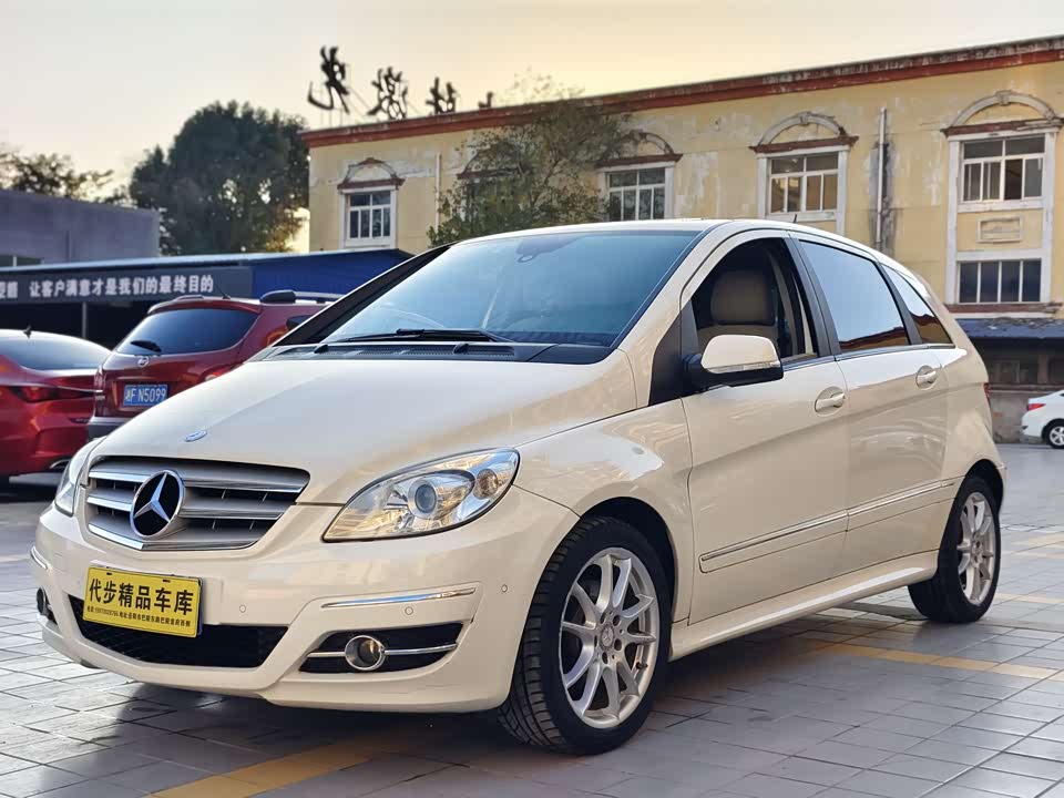 Mercedes-Benz Class B