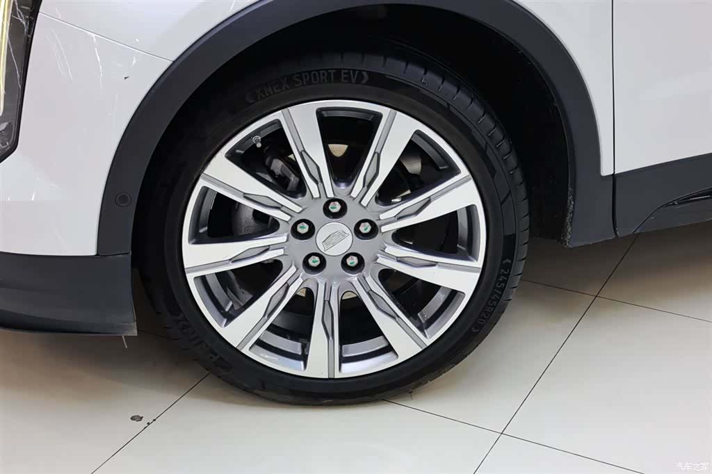Cadillac XT4, 2020 12