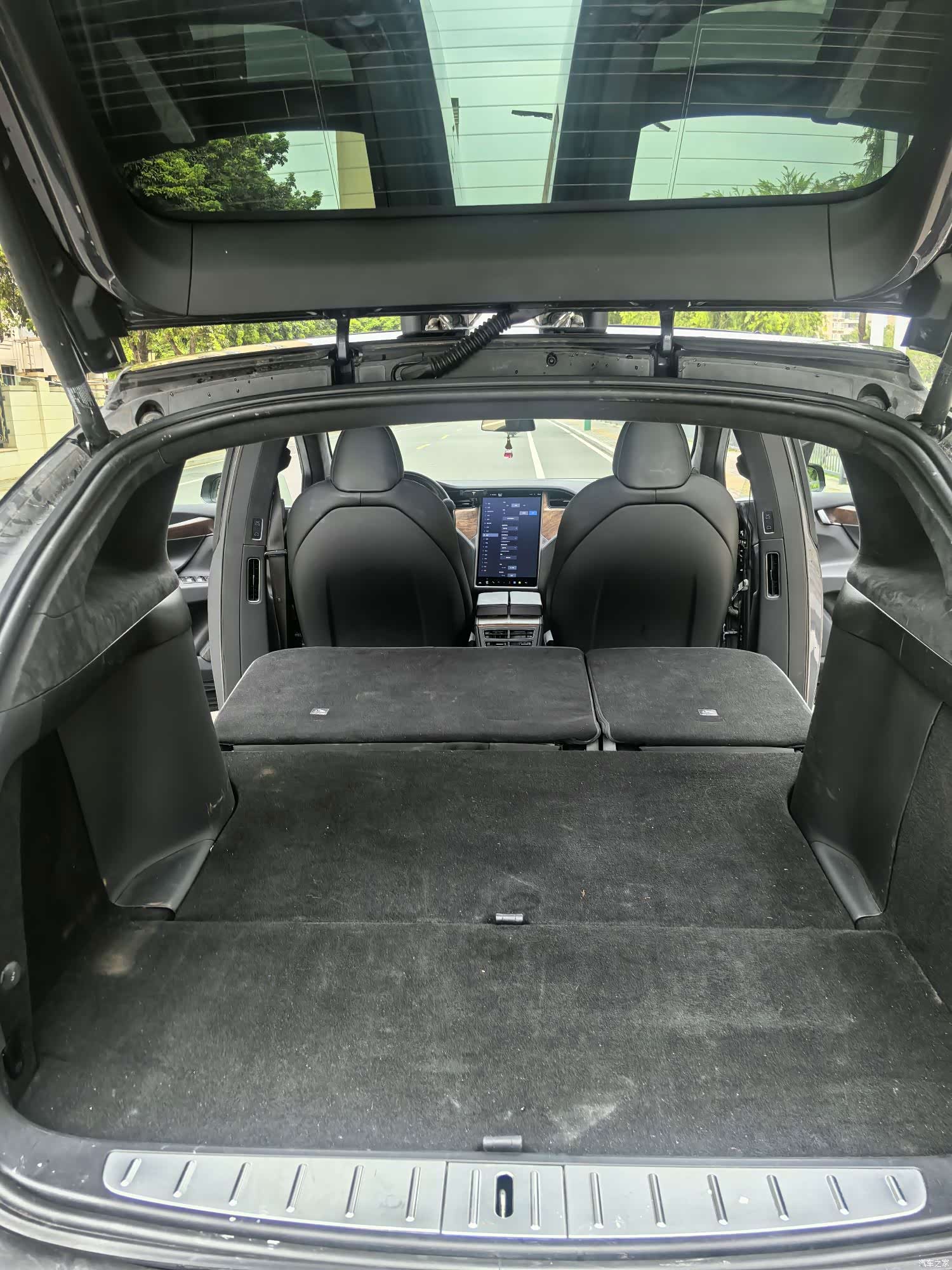 Tesla Model X, 2020 22