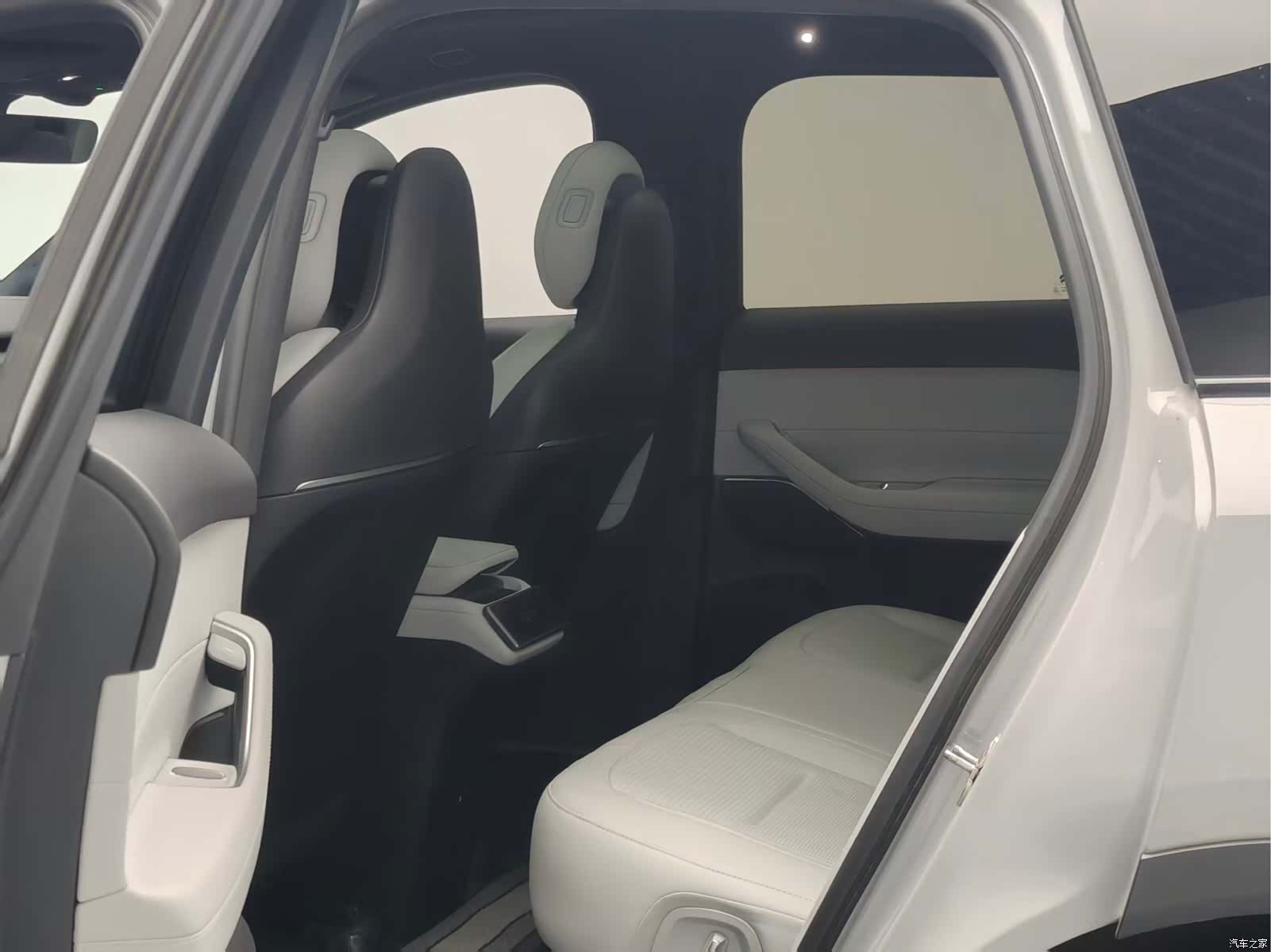 NIO ES6, 2023 6