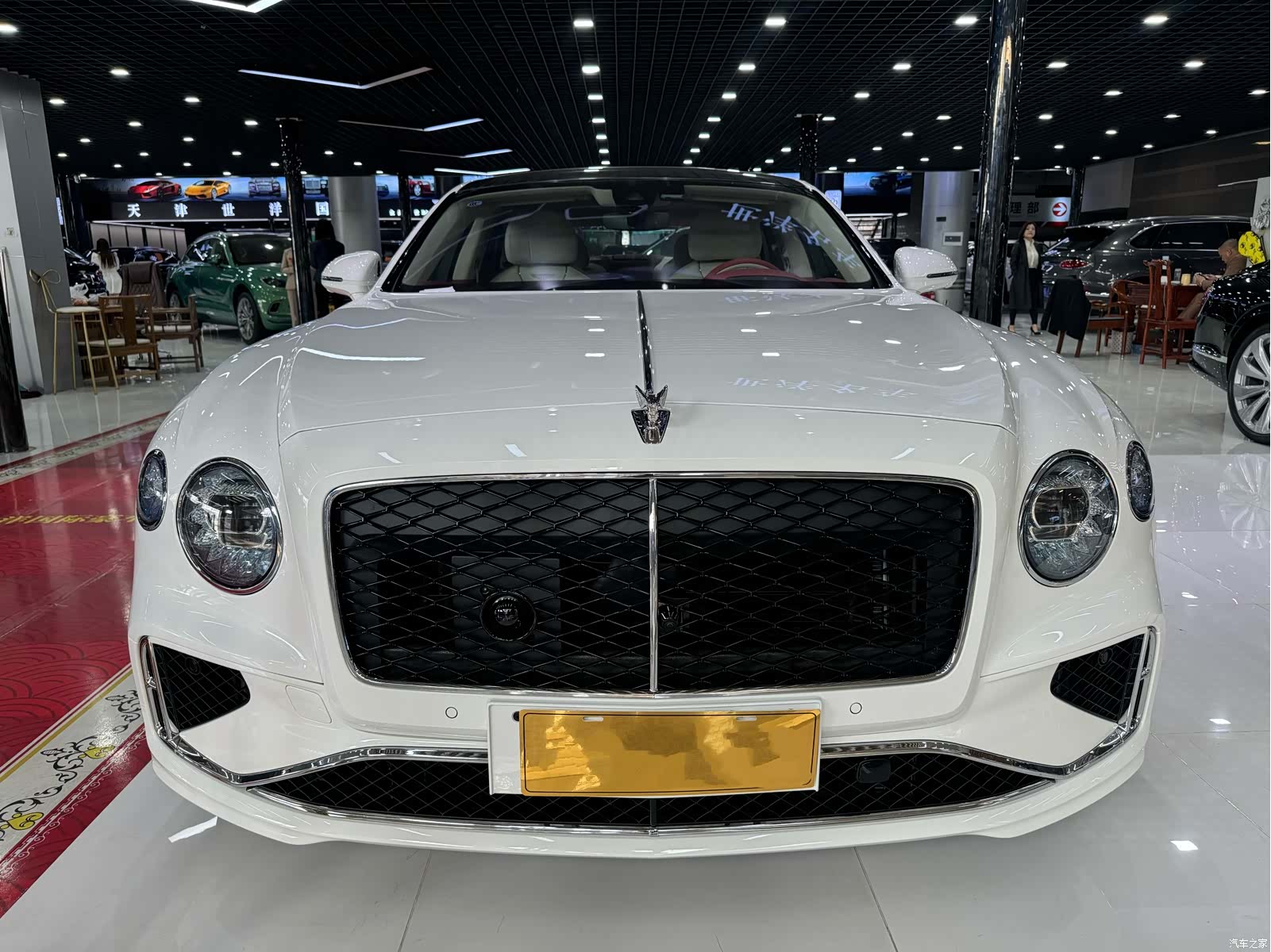 Bentley Flying Spur, 2026 2