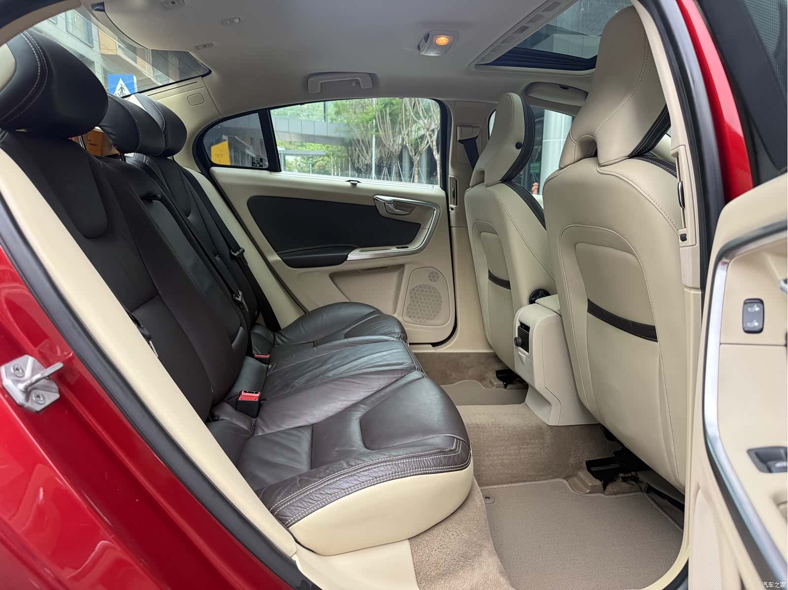 Volvo S60, 2014 14