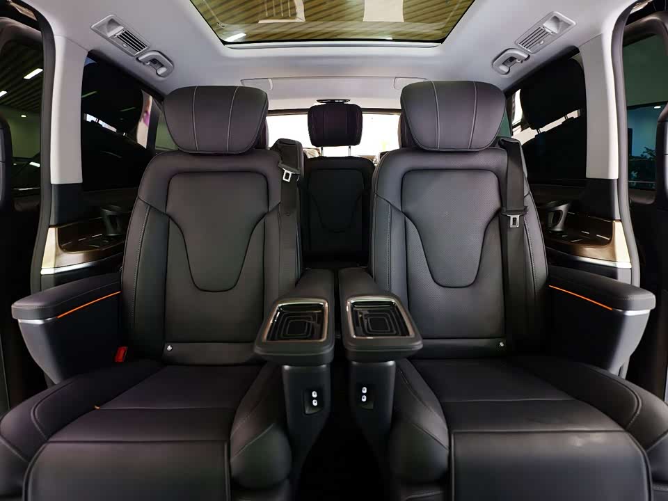 Mercedes-Benz V-class Mercedes-Benz V-class