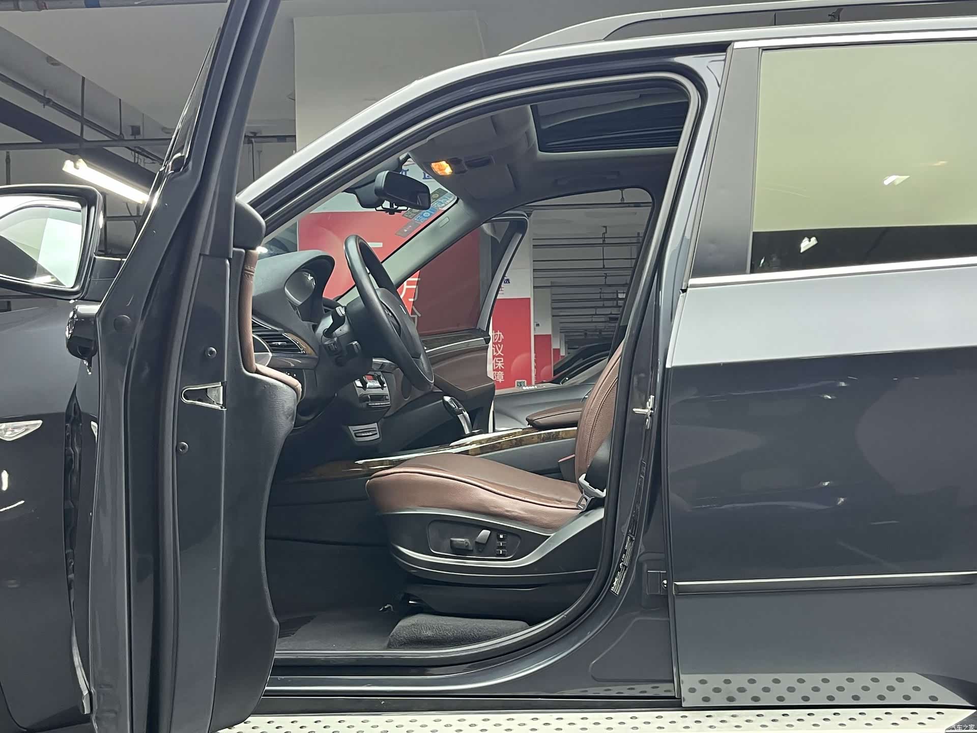 BMW X5, 2010 6