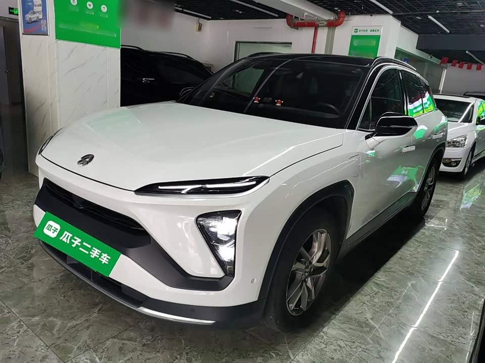 NIO ES6