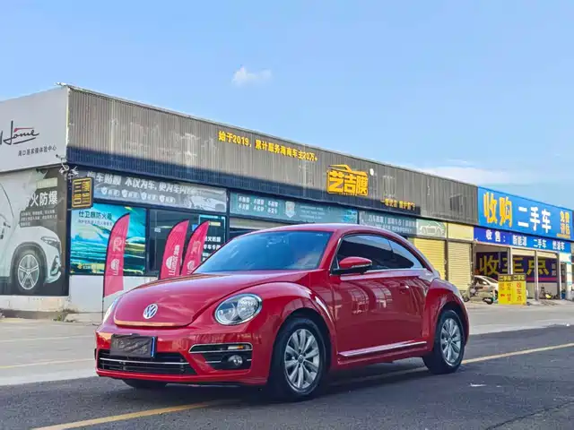 Volkswagen Beetle 2018 — купить из Китая под заказ