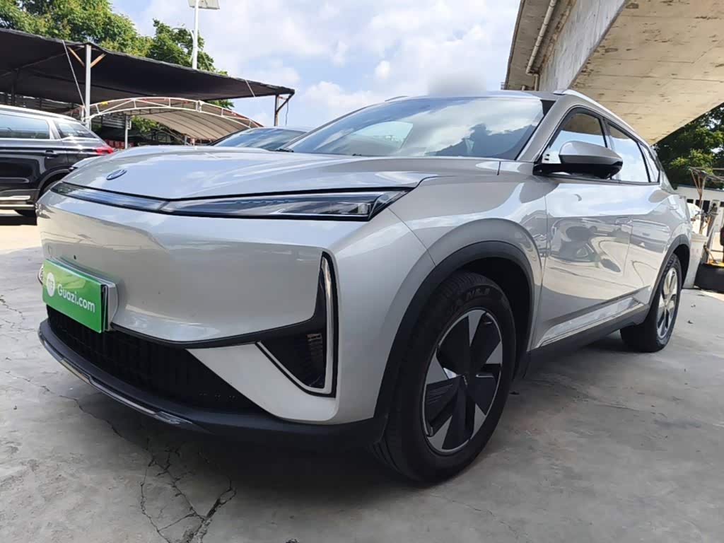Dongfeng L7