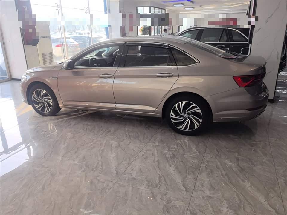 Volkswagen Sagitar