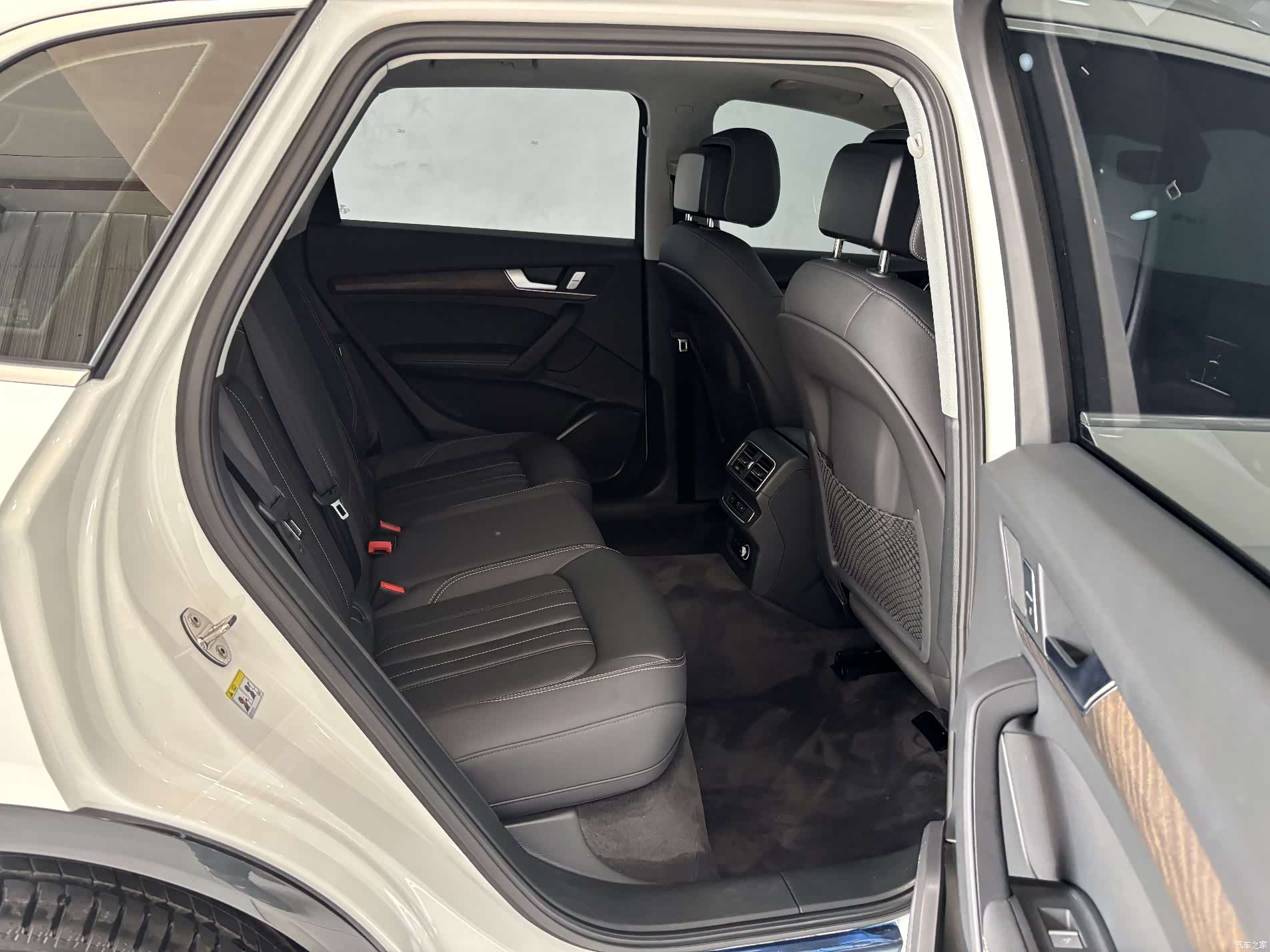 Audi Q5L, 2024 24