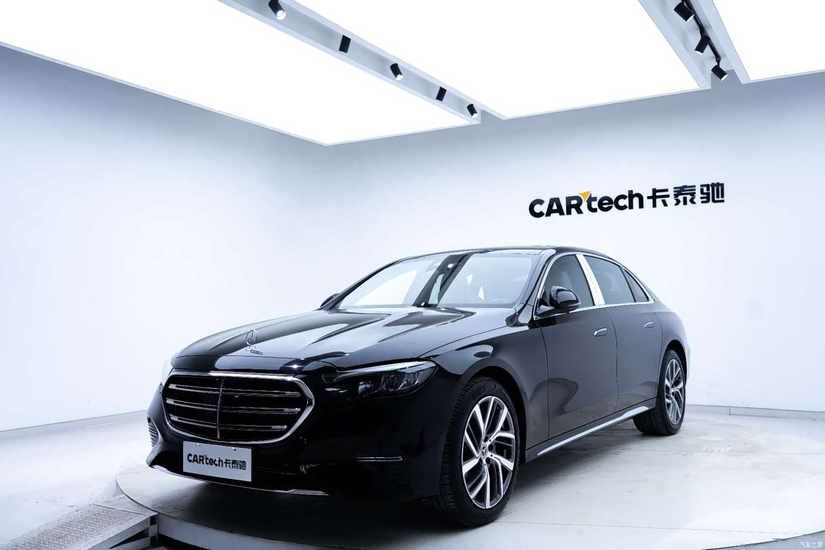 Mercedes-Benz E-Class, 2025 4