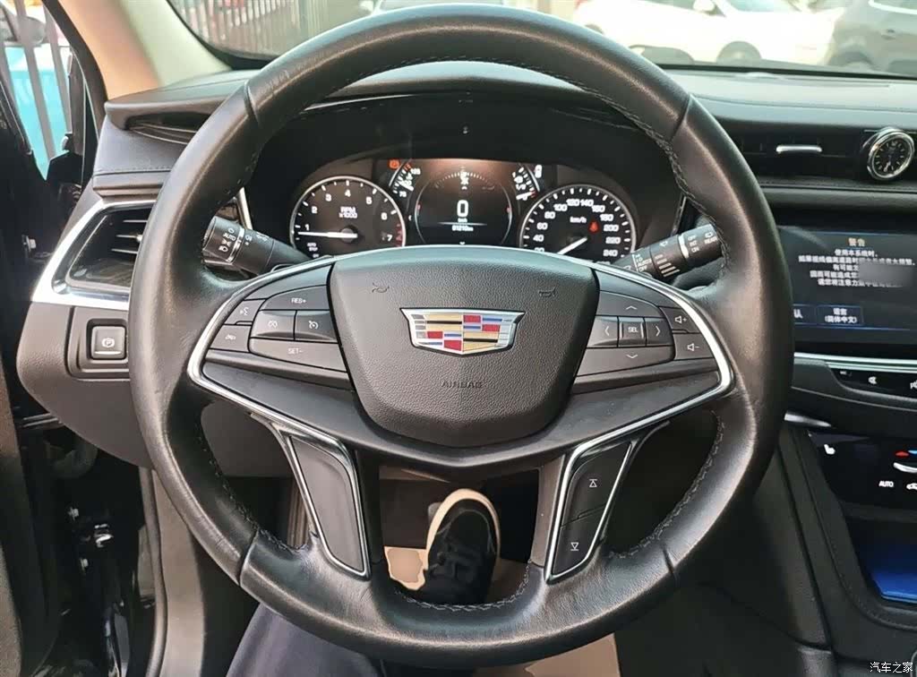 Cadillac XT5, 2019 11