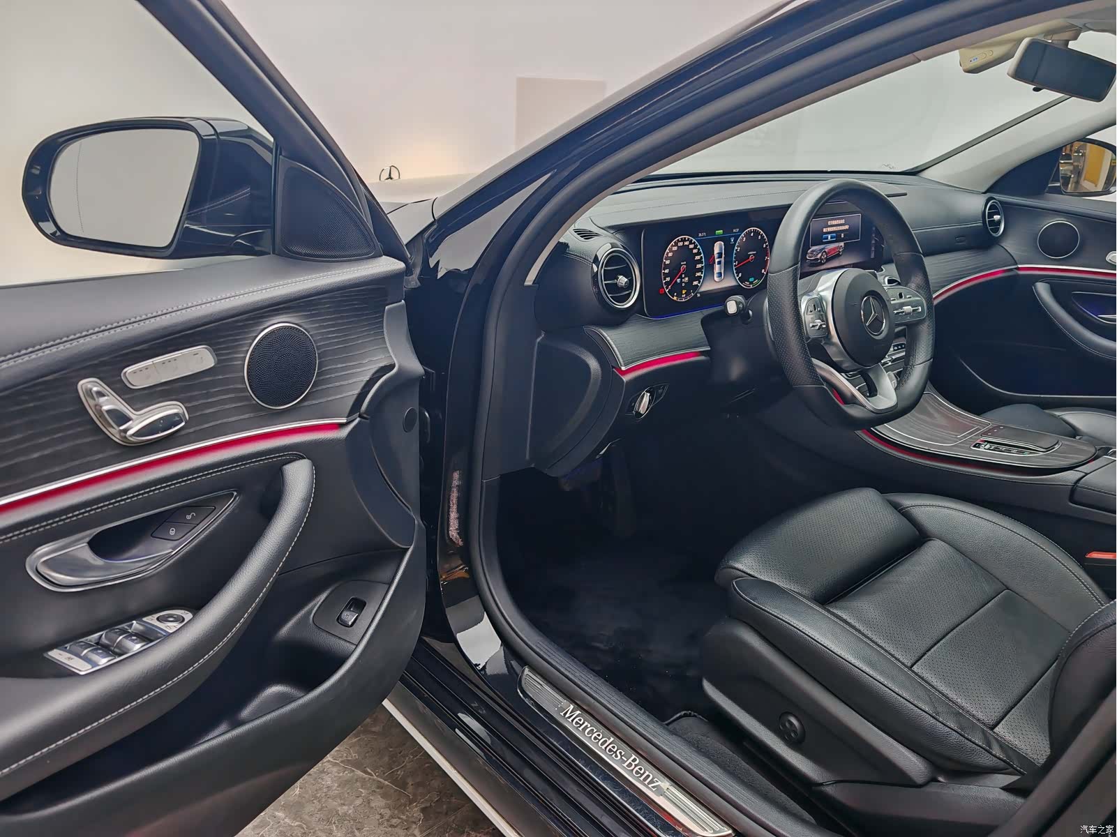 Mercedes-Benz E-Class, 2020 14