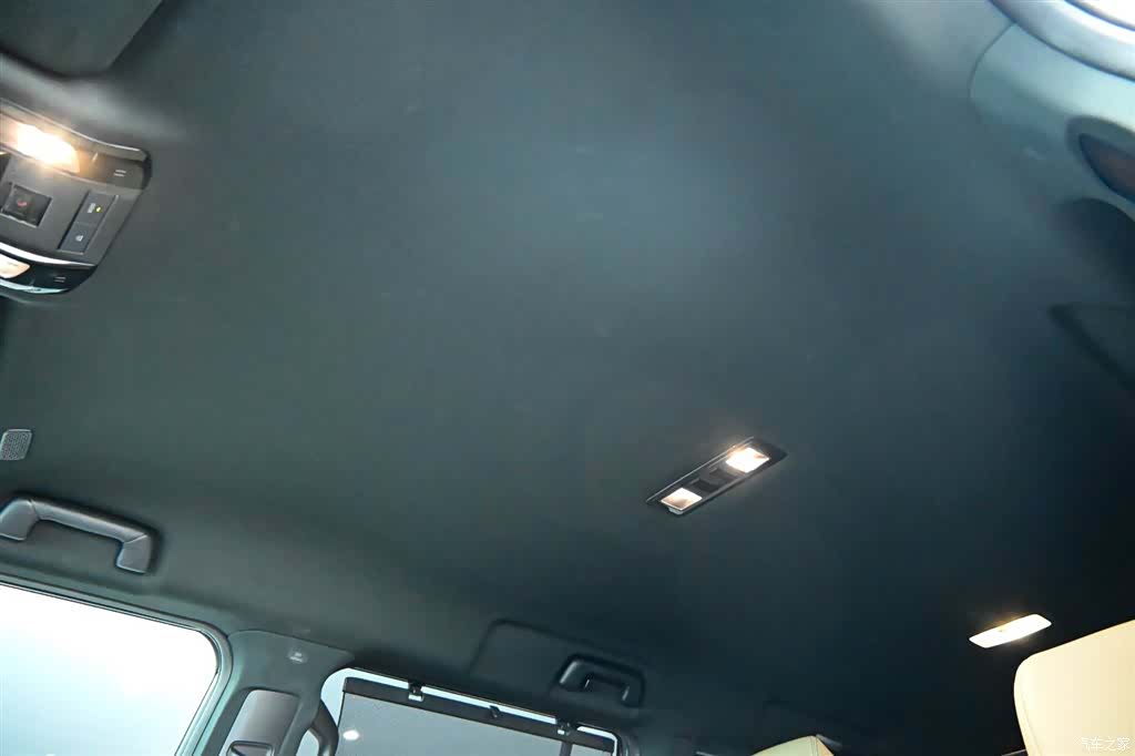 Lexus GX, 2025 30