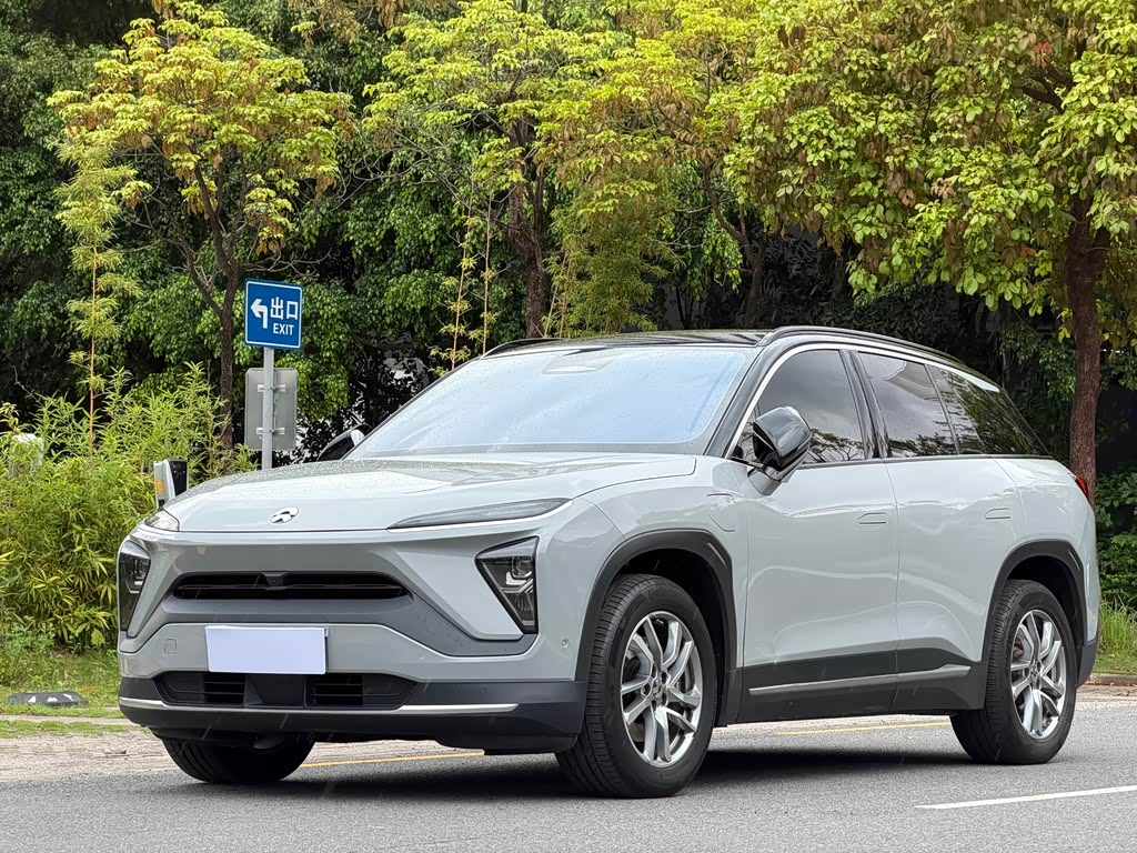 NIO ES6