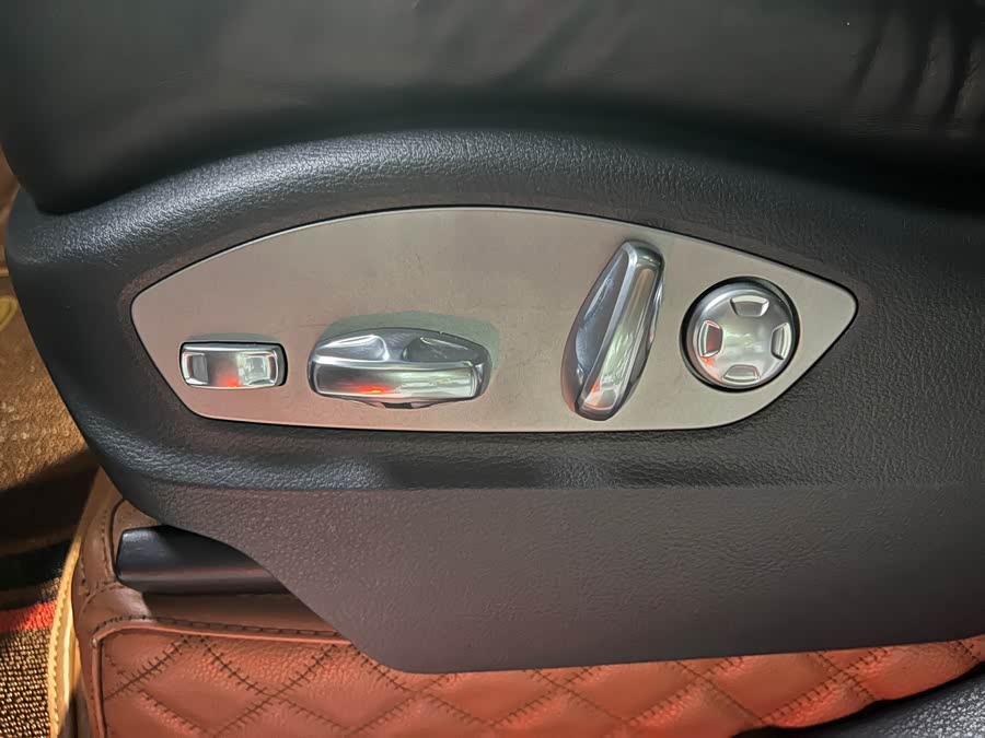 Porsche Cayenne 2017, фото 30