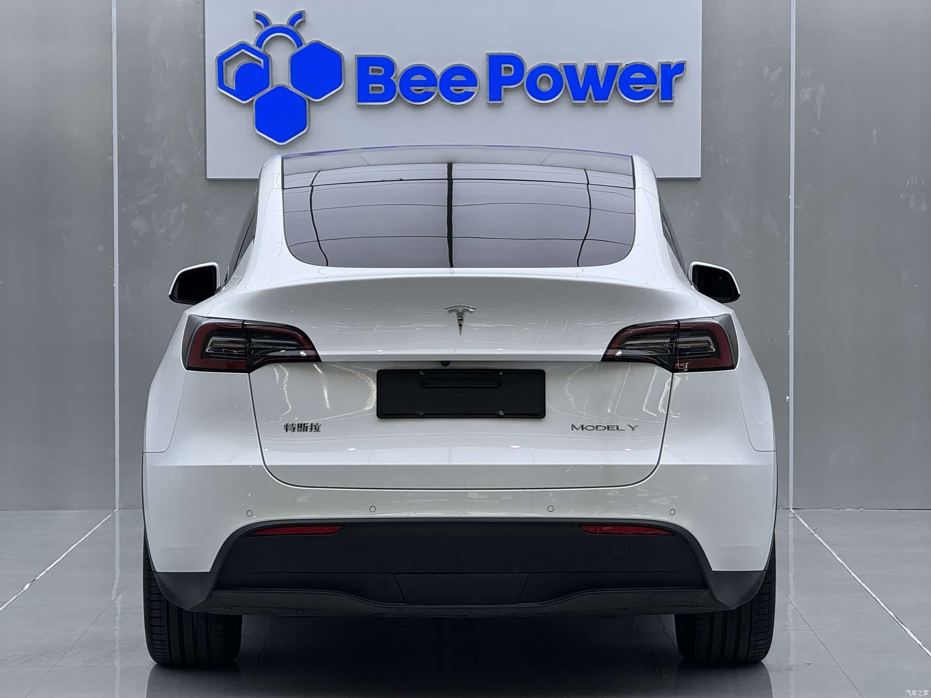 Tesla Model Y, 2022 7