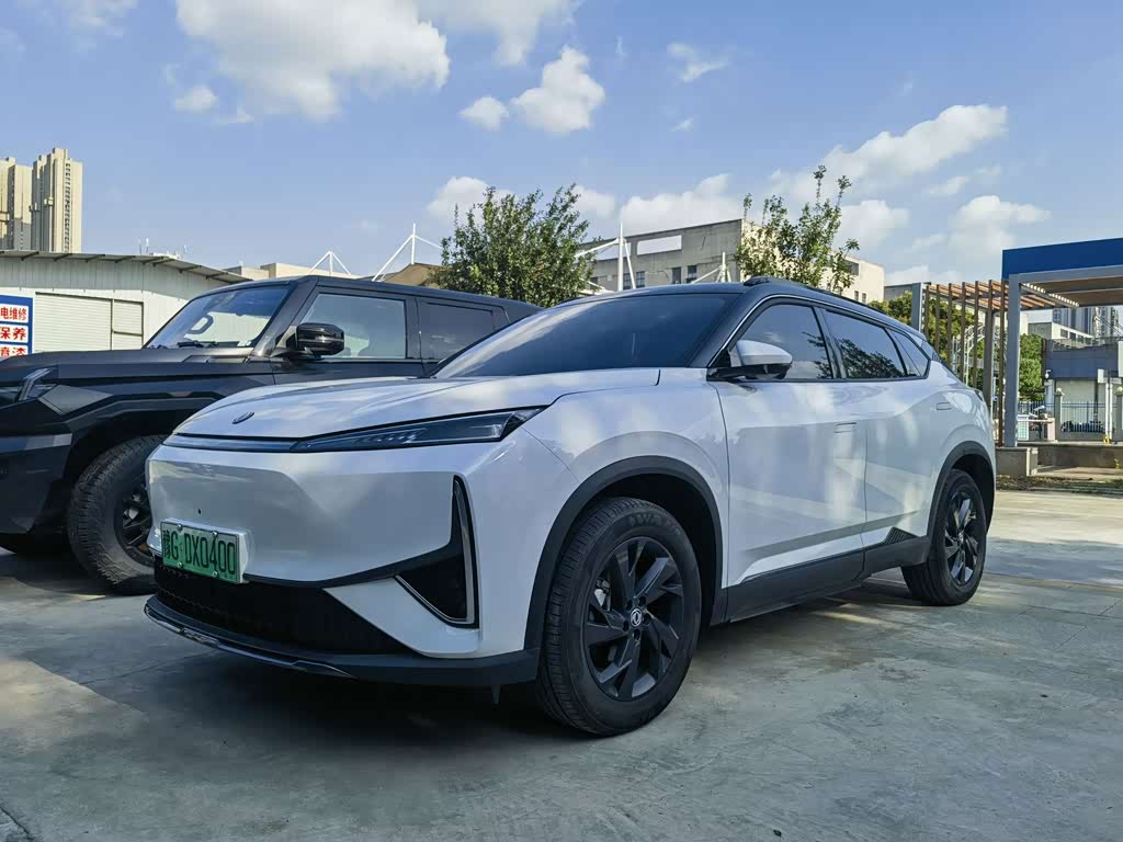 Dongfeng L7