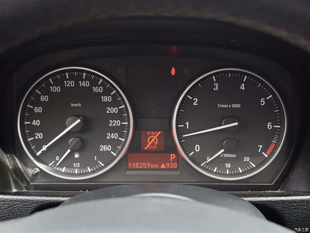 BMW X1, 2016 все фото