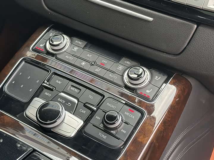 Audi A8 2016 A8 L 45 TFSI quattro Люкс