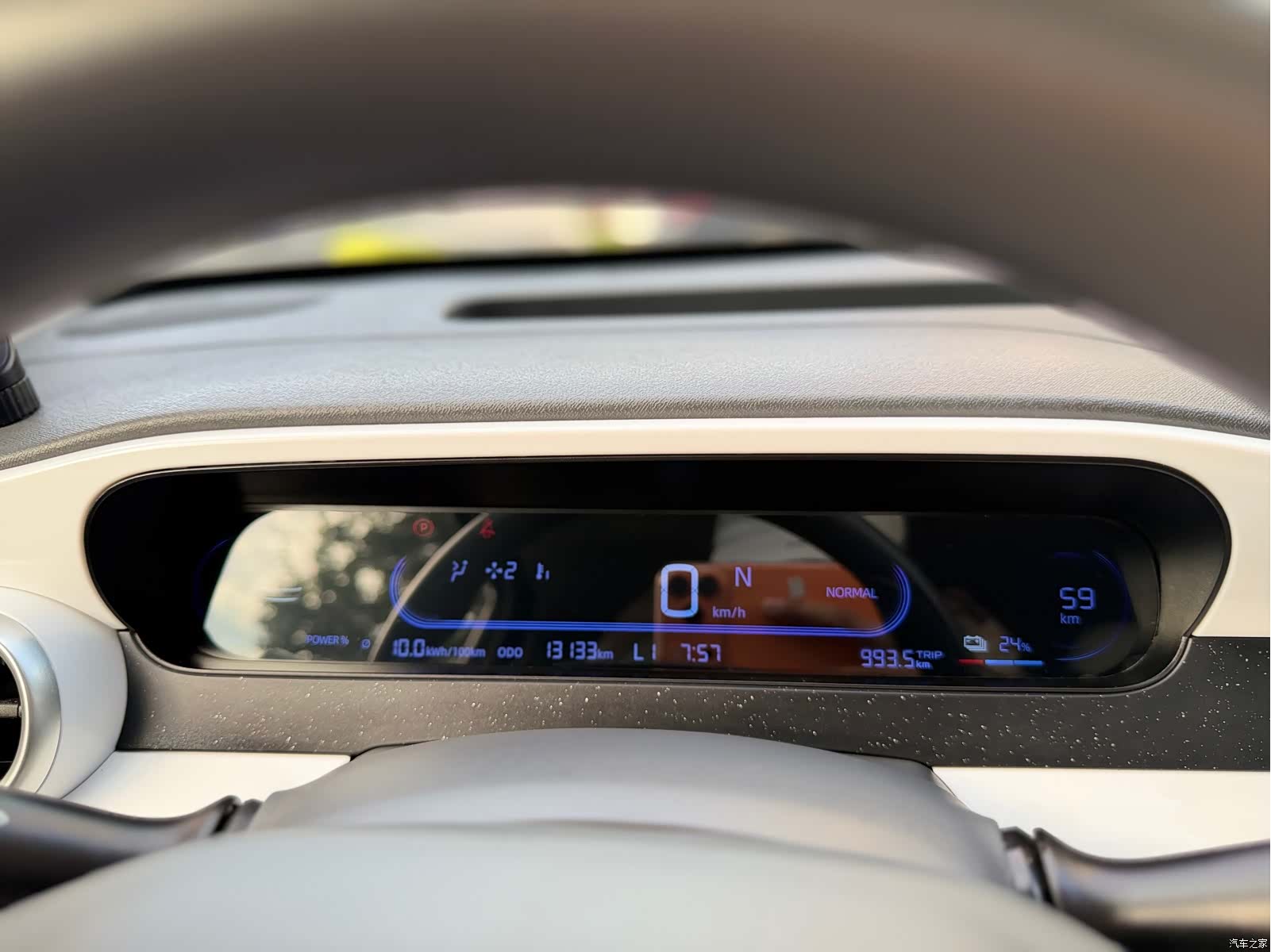 Geely Panda, 2025 14