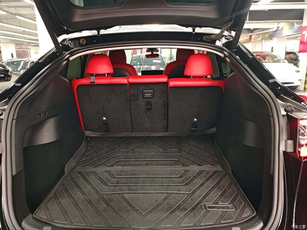 Tesla Model Y, 2021 19