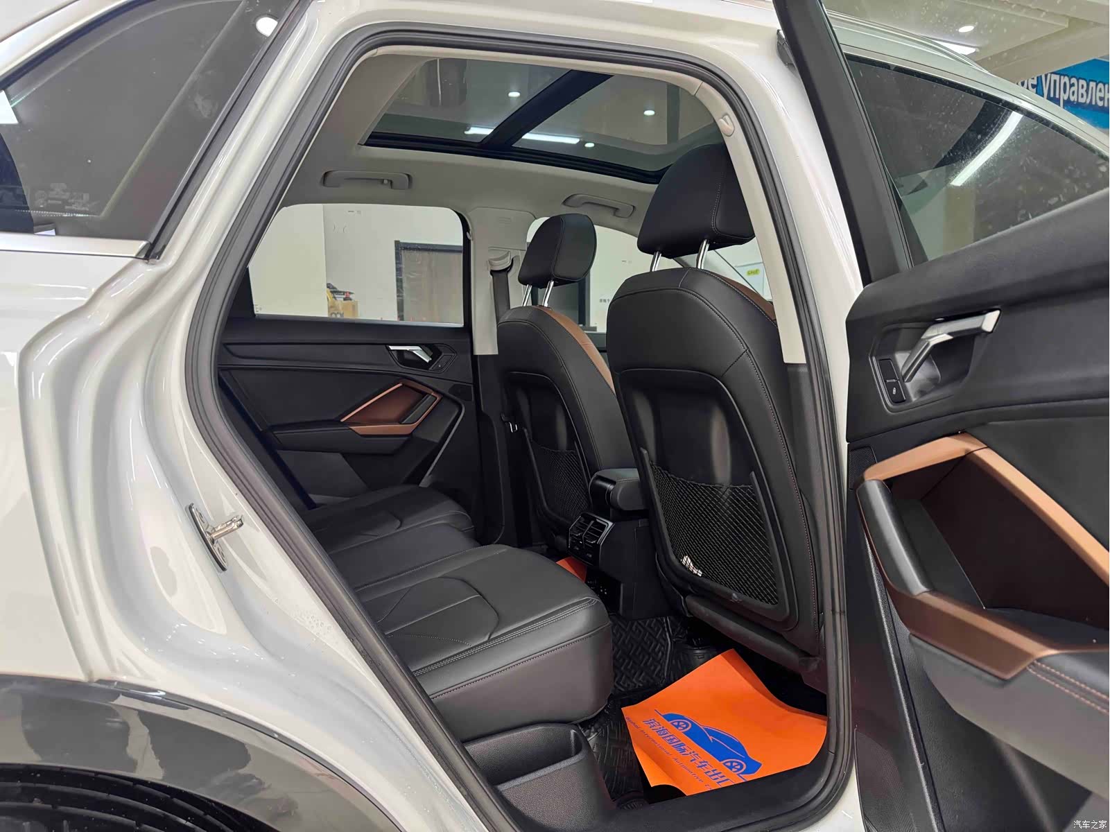 Audi Q3, 2021 9