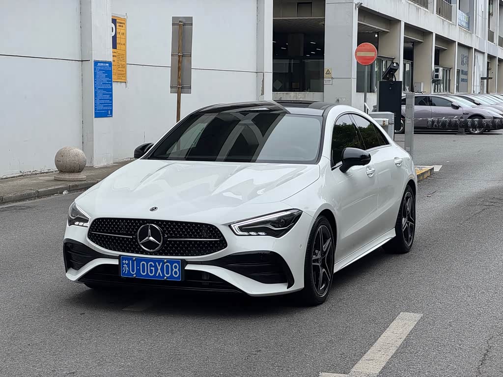 Mercedes-Benz CLA