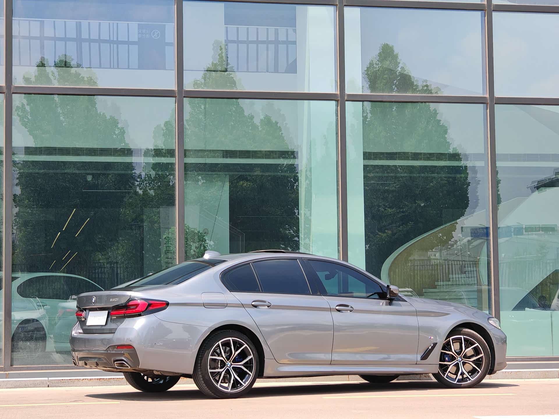 BMW 5 Series, 2021 4