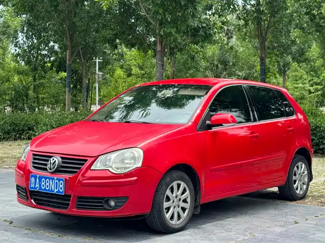 Volkswagen Polo 2010 — купить из Китая под заказ
