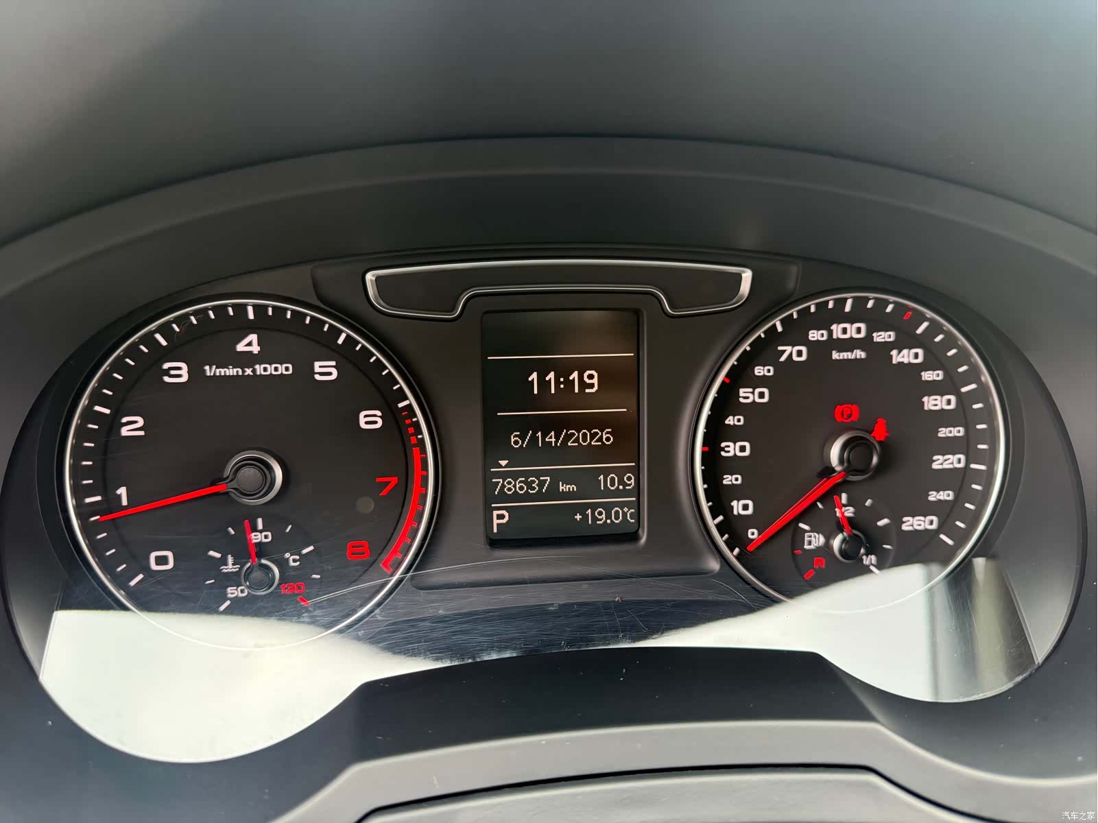 Audi Q3, 2017 23