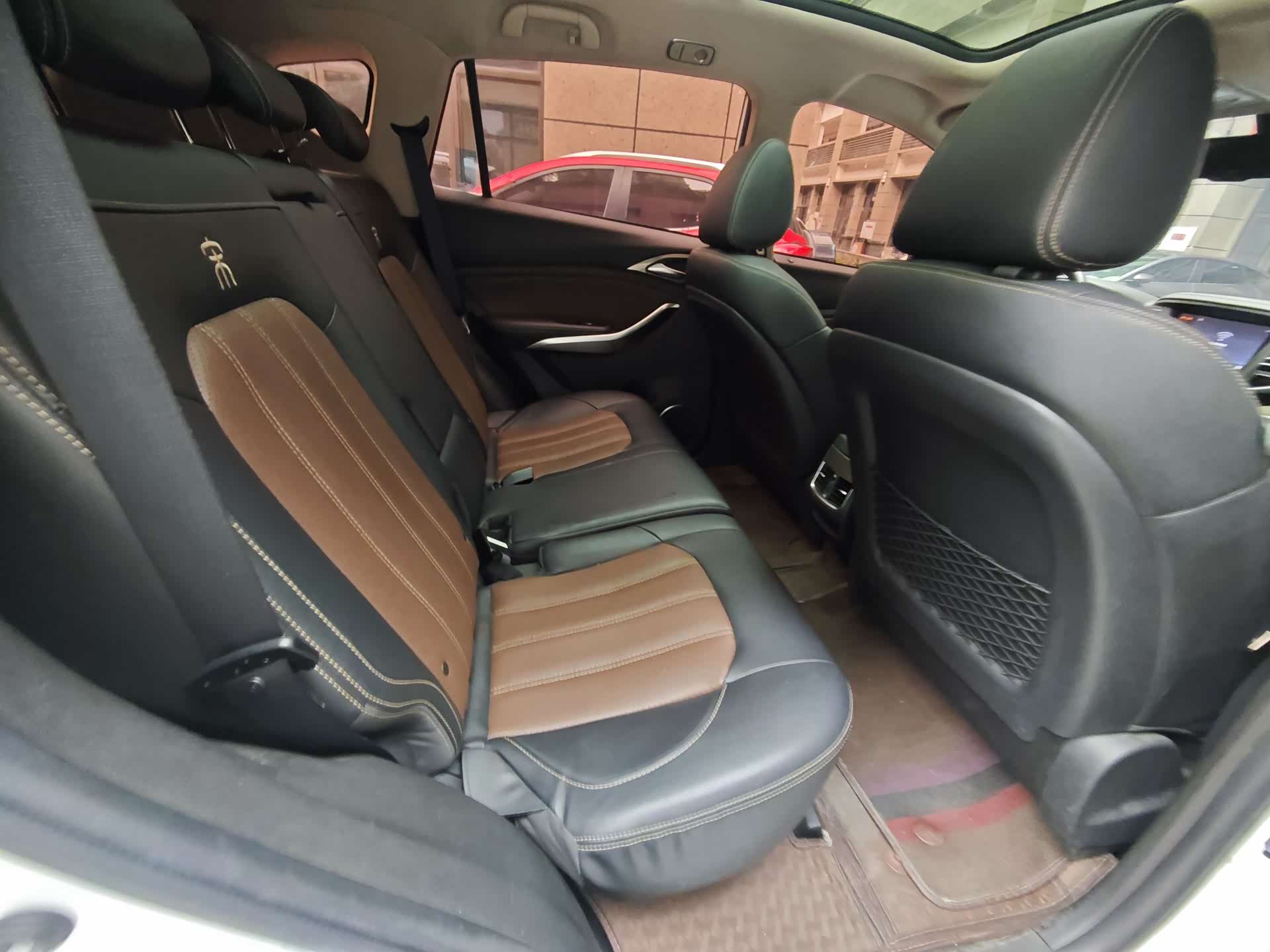 BYD Song, 2017 10