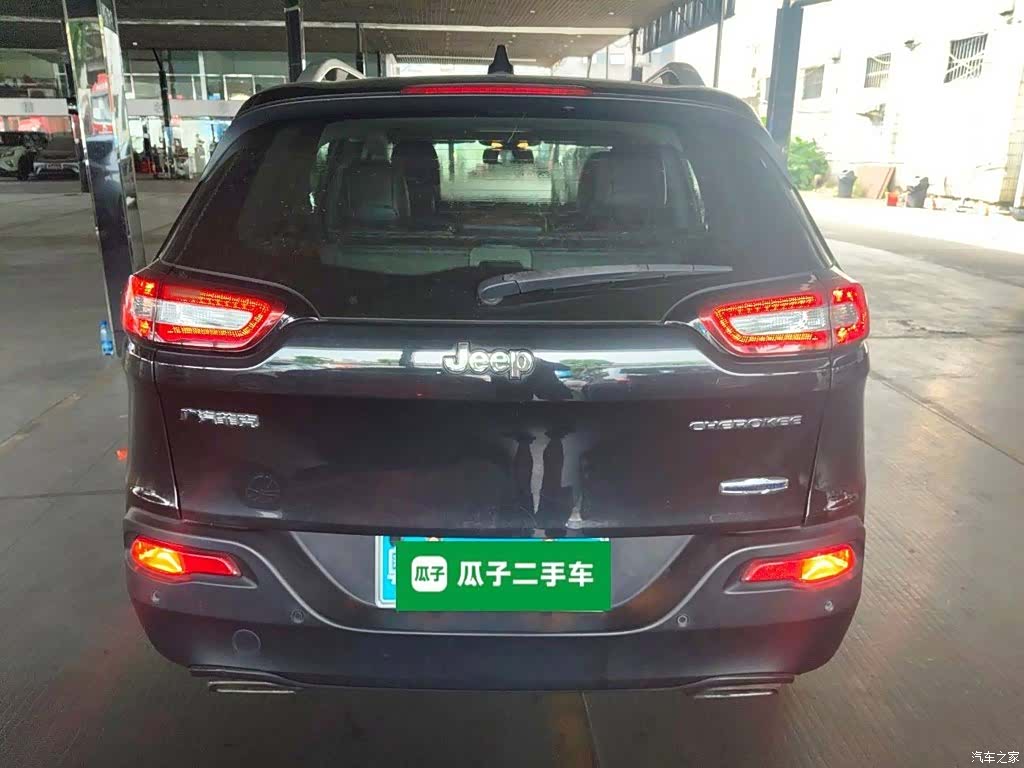 Jeep Cherokee, 2016 6