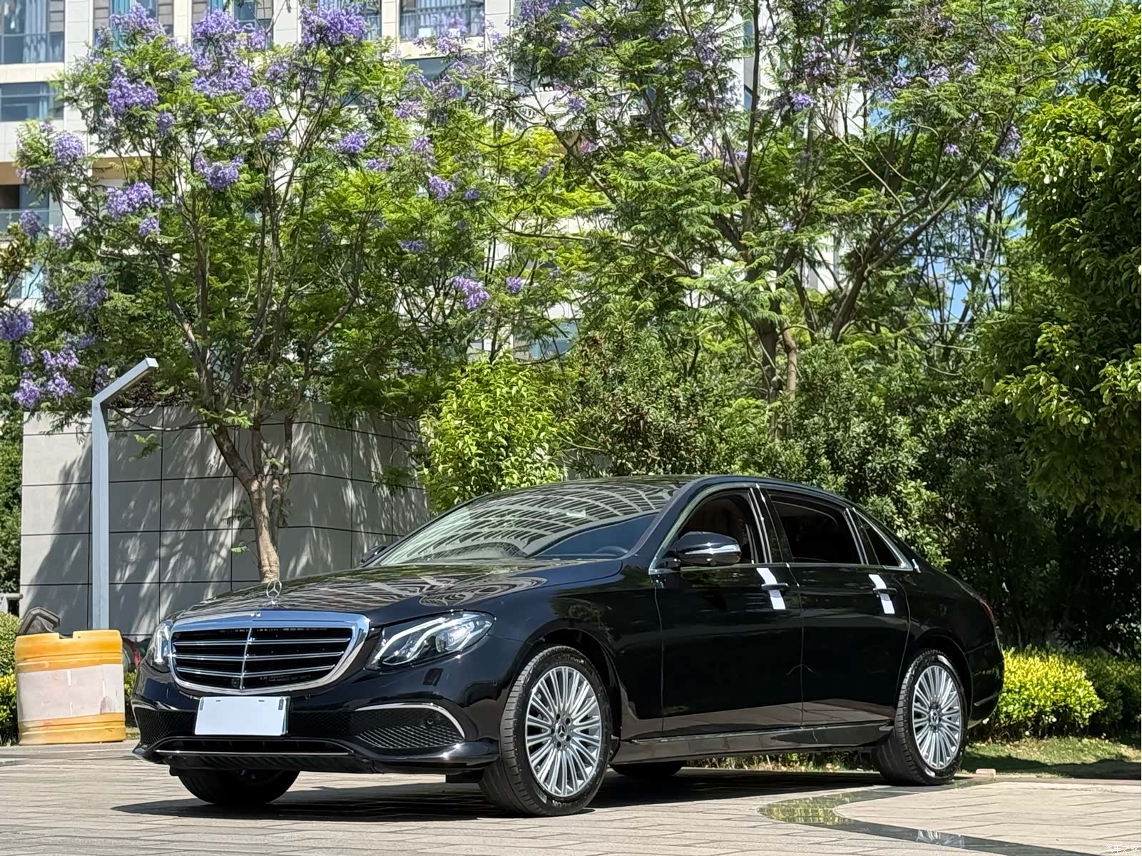 Mercedes-Benz E-Class, 2020 1