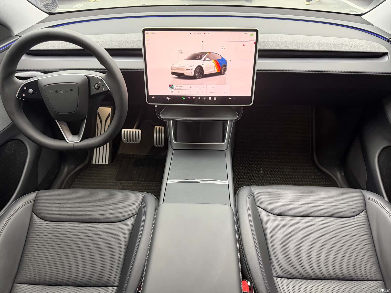 Tesla Model Y, 2025 8
