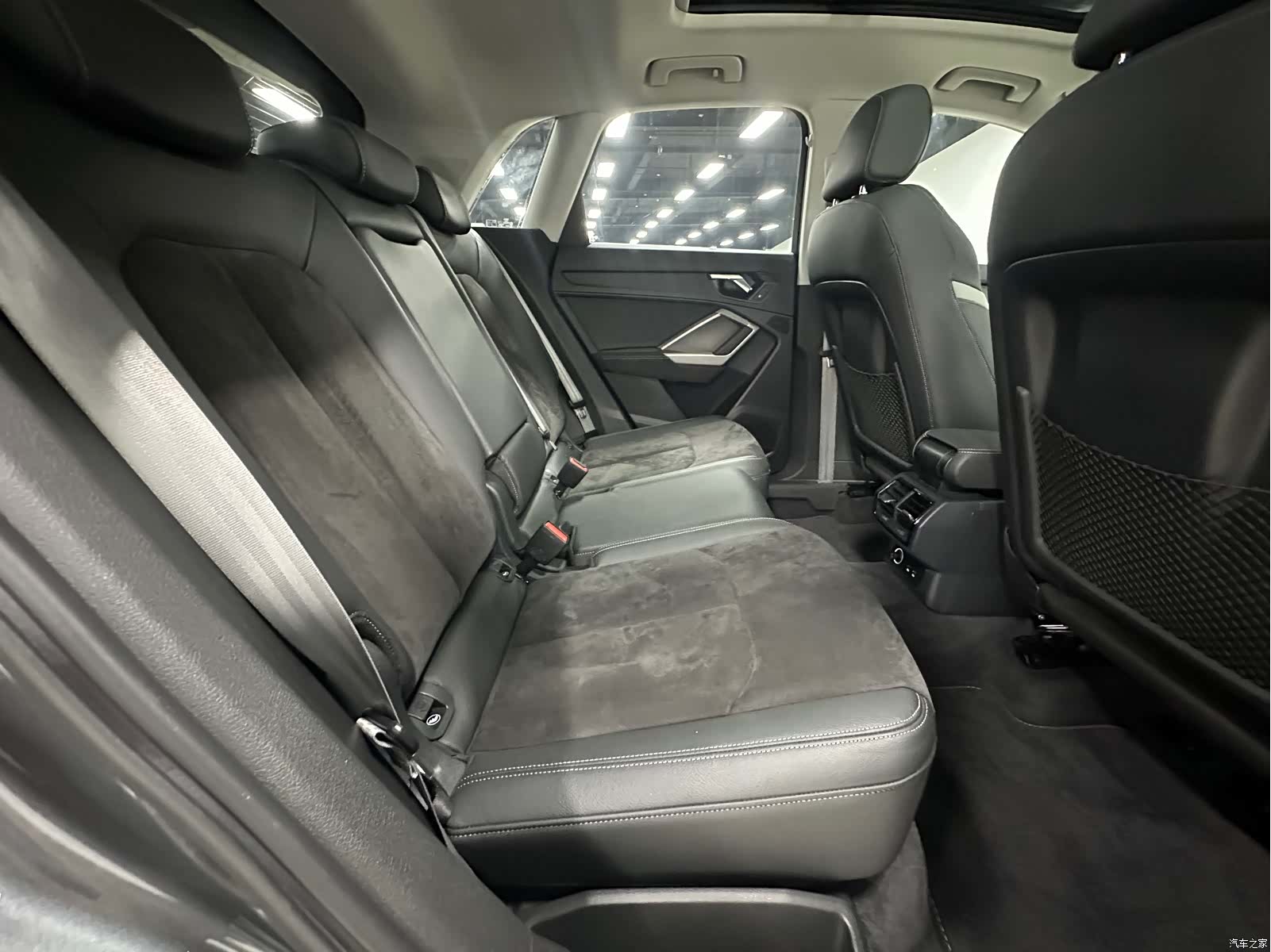 Audi Q3, 2022 14