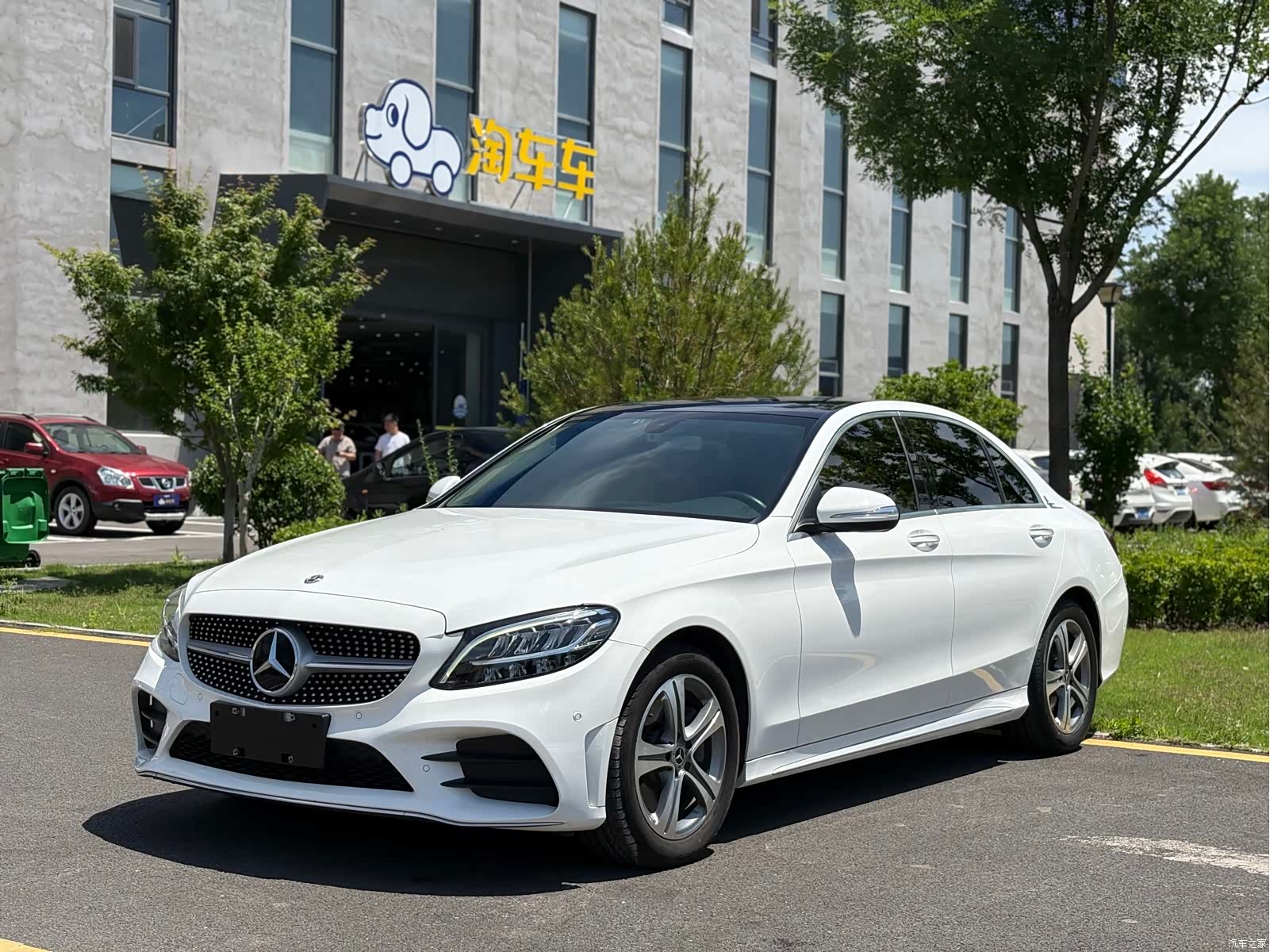 Mercedes-Benz C-Class, 2018 1