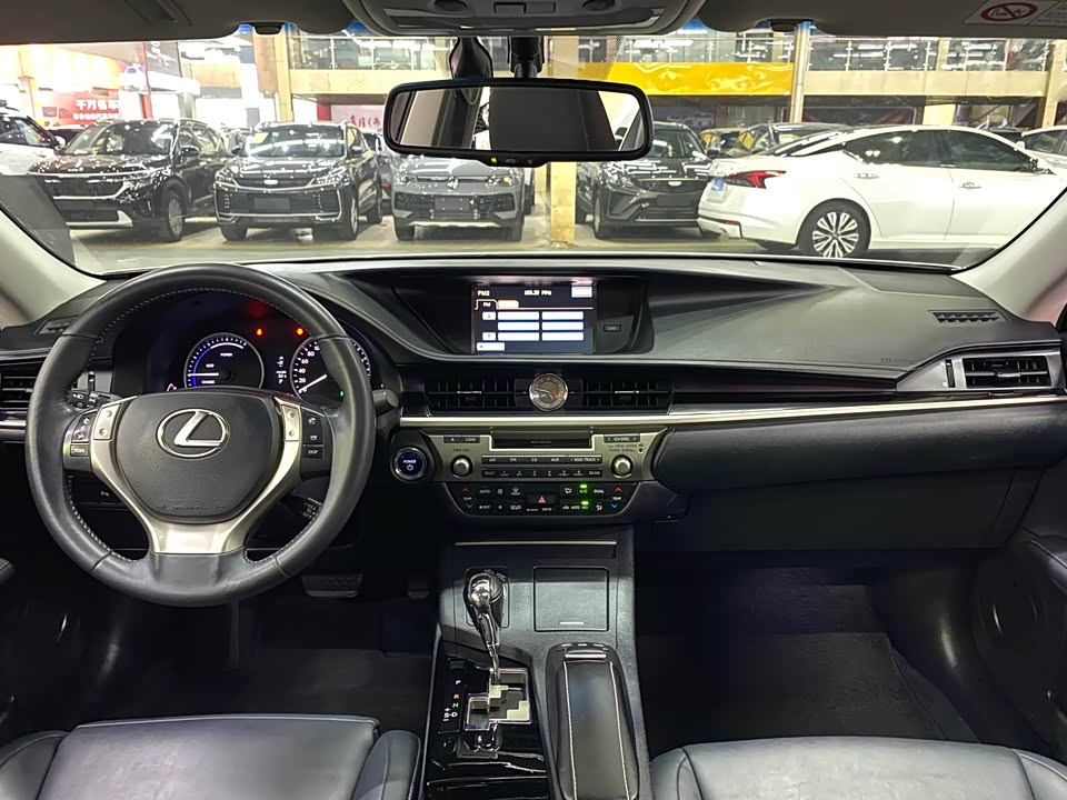 Lexus ES Lexus ES