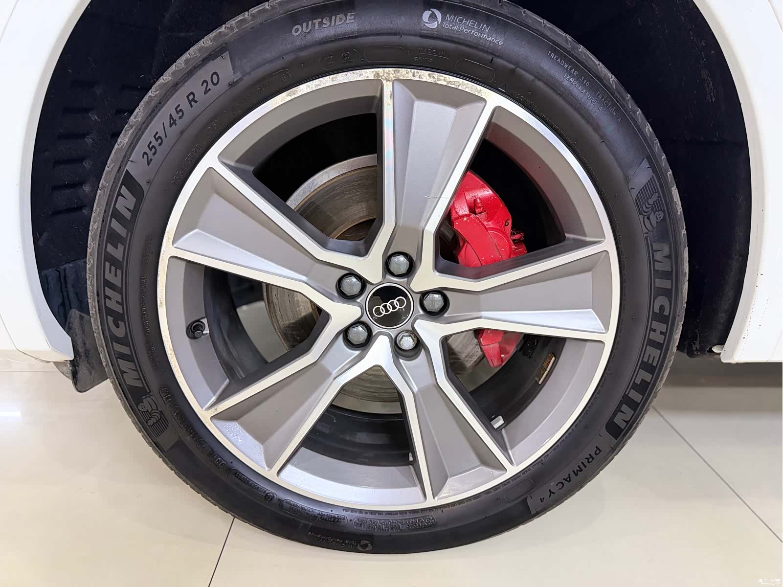 Audi Q5L, 2023 все фото