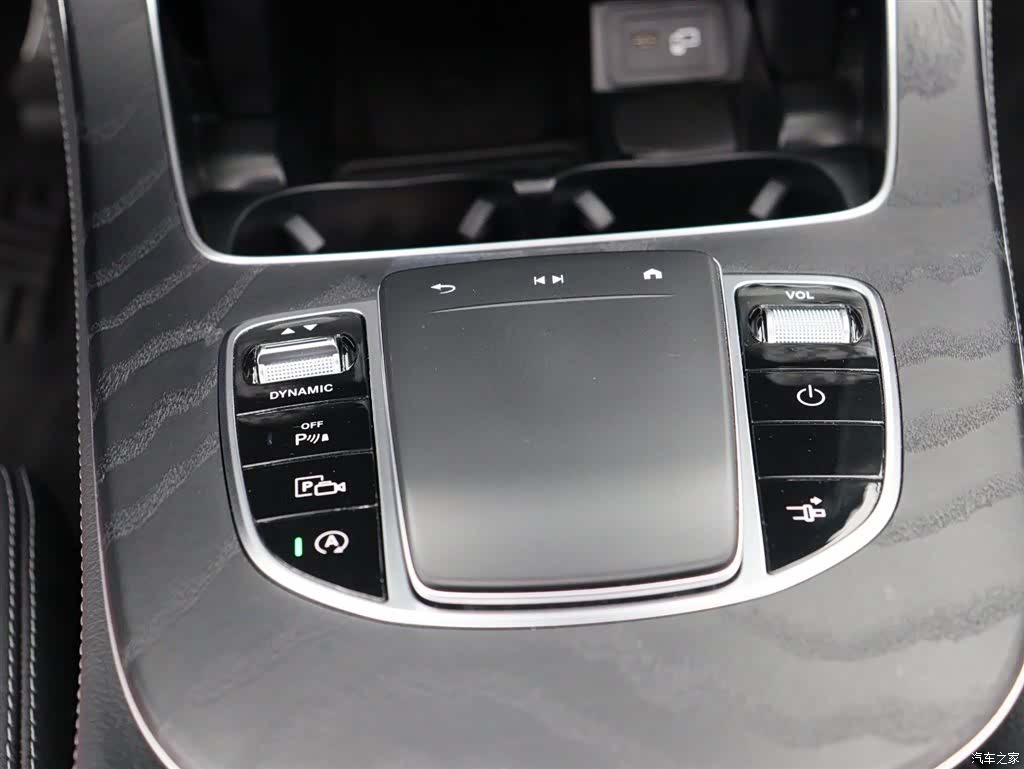 Mercedes-Benz E-Class, 2021 18