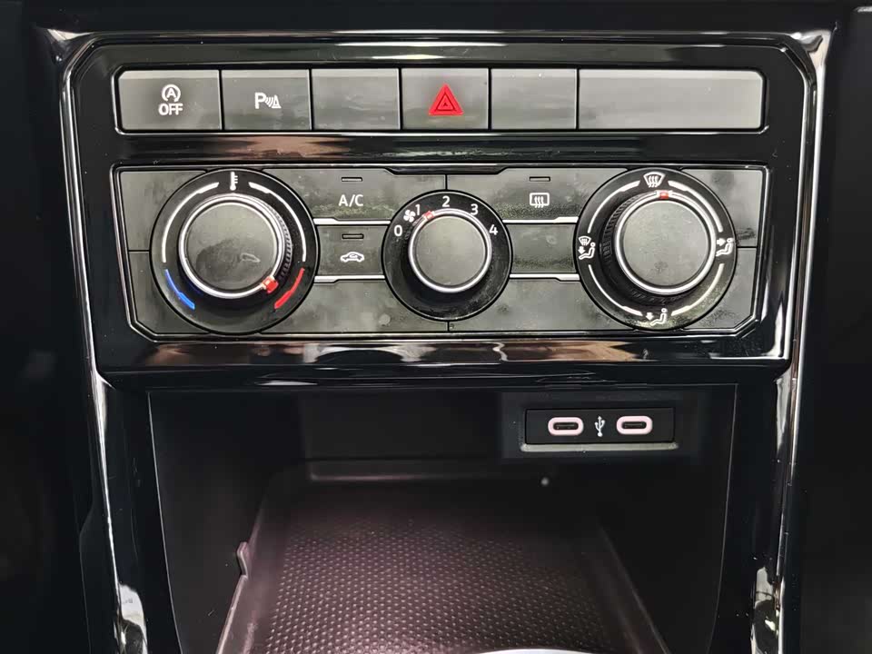 Volkswagen Exploring the shadow