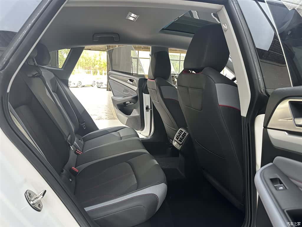 Volkswagen Lamando, 2022 14